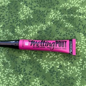 CoverGirl melting pout Don’t be Gelly